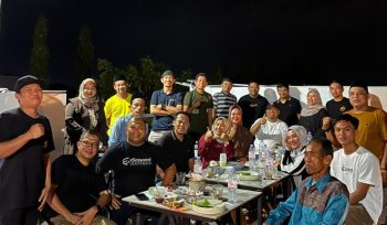 Wabup Belitung Silaturahmi Bersama Teman Angkatan Alumni SMPN 2/ SMPN 7 Sinjai. [Foto: Ist]