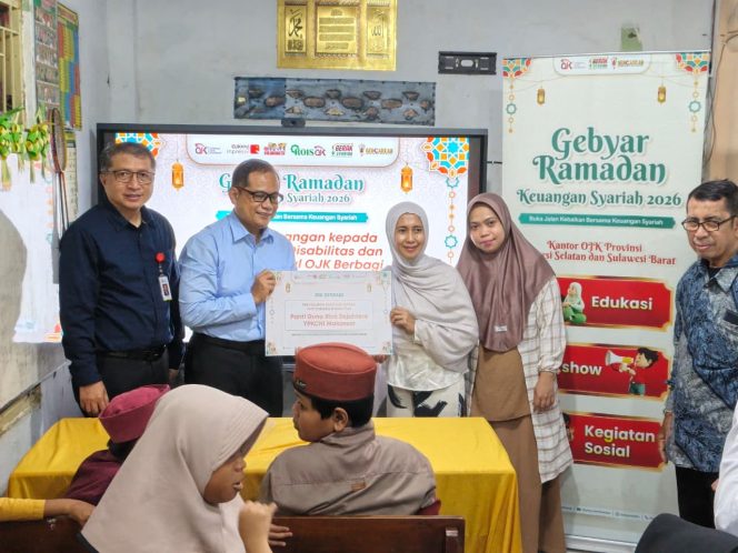 					Kepala OJK Sulselbar Moch Muchlasin hadiri Gebyar Ramadan bersama penyandang disabilitas (dok)