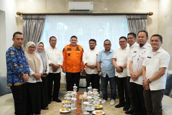 					Panitia MTQ KORPRI saat Temui Wali Kota Makassar Munafri Arifuddin (dok.)