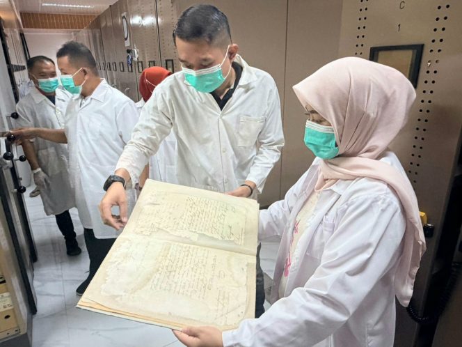 					Kepala UPT Jasa Layanan Kearsipan Nana Mustaana (dok.)