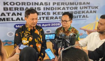 Sekretaris Deputi Kominfo Kemenko PolkamMarsekal Pertama TNI Arifien Sjahrir usai diskusi Rapat Koordinasi Perumusan Strategi Berbasis Indikator untuk Peningkatan Indeks Kemerdekaan Pers Melalui Literasi Digital di Kota Makassar (dok.)