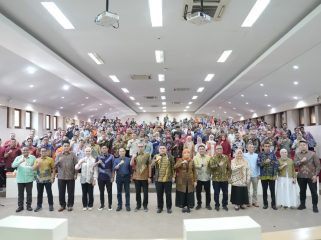 Wali Kota Makassar Munafri Arifuddin bersama Kepala SKPD. Foto: Ist