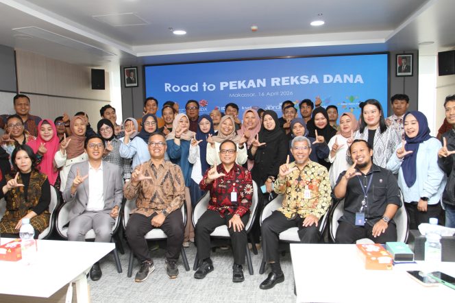 					Sosialisasi Road To Pekan Reksa Dana di Makassar bersama awak media di kantor OJK Sulselbar (dok.)