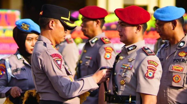 Serah terima jabatan Iptu Haryanto sebagai kasat Reskrim Polres Takalar. Foto: Ist. 