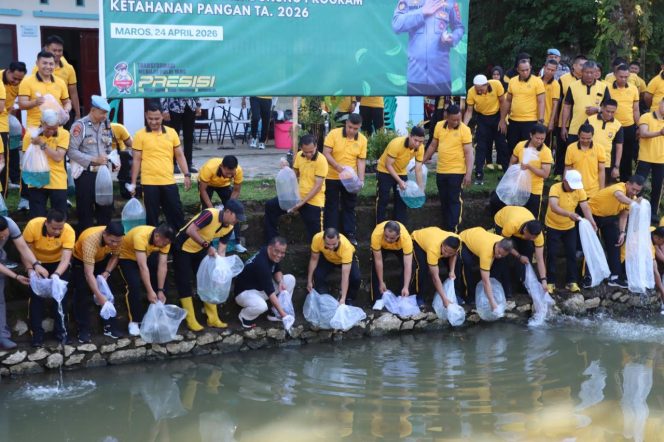 					Polres Maros sebar ribuan benih ikan. Dok