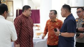 Wali Kota Makassar, Appi hadiri rakor terkait hari buruh. Dok