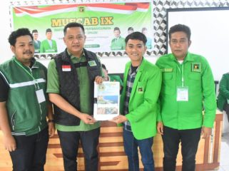 Tiga nama yang terpilih sebagai formatur yakni Zulkifli H. Zulfikar dari unsur DPC, serta H. Sukardi Lacang dan Rizaldy Bahtiar dari unsur PAC. [Foto: Istimewa]