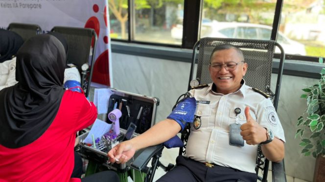 					Hari Bhakti Pemasyarakatan ke-62, Lapas Parepare Gelar Donor Darah. [Foto: Ist]