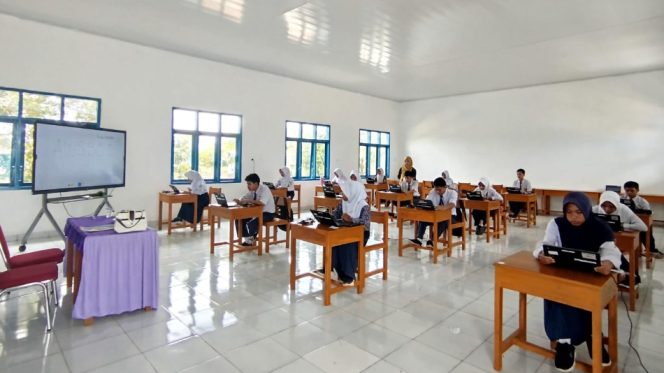 					Ujian TKA Siswa SMPN 23 Sinjai Berjalan Lancar. [Foto: Ist]