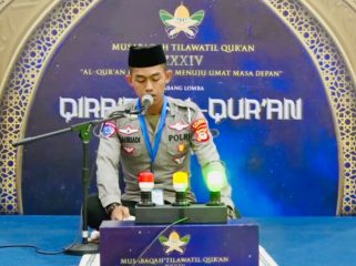 Personel Polres Bulukumba, Bripda Ahriadi Dipanggung MTQ Tingkat Provinsi. [Foto: Ist]