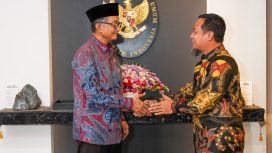 Gubernur Sulsel Andi Sudirman saat menemui Menteri PU RI di Jakarta (dok.)