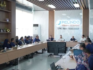 Tim Abu Dhabi Ports saat berkunjung ke Makassar NEW Port (MNP) (dok.)