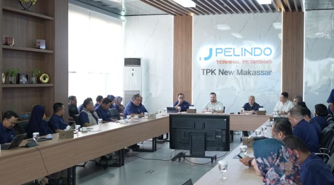 Tim Abu Dhabi Ports saat berkunjung ke Makassar NEW Port (MNP) (dok.)