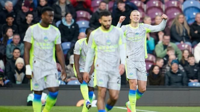 					Selebrasi Erling Haaland dalam laga Burnley vs Manchester City di Liga Inggris 2025/2026, Kamis (23/4/2026). (c) AP Photo/Dave Thompson