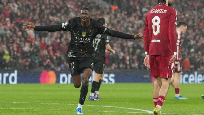 					Momen selebrasi Ousmane Dembele dalam laga leg kedua perempat final Liga Champions antara Liverpool vs PSG di Anfield, 15 April 2026 (c) AP Photo/Jon Super