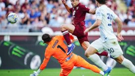 Giovanni Simeone mencetak gol dalam laga Liga Italia antara Torino vs Inter Milan, di Stadio Olimpico di Torino, 26 April 2026 (c) Spada/LaPresse via AP