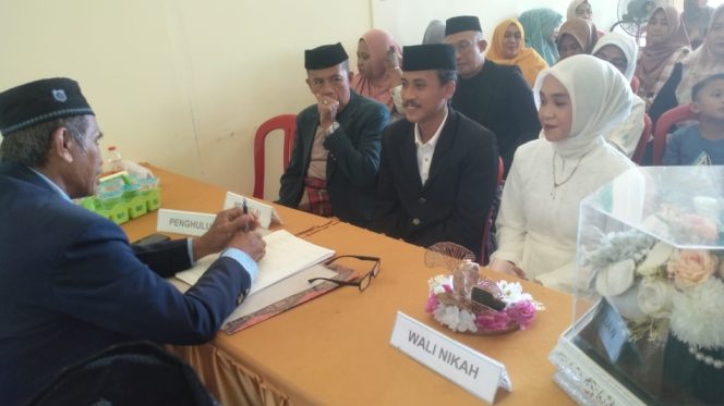 					Prosesi Akan Nikah di KUA Sinjai Utara, Kabupaten Sinjai. [Foto: Ist/ KUA Sinjai Utara]
