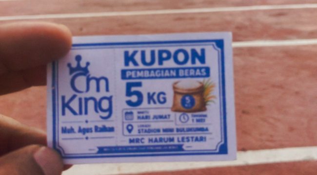 Kupon Bantuan Beras Om King yang Dibagikan kepada Warga Bulukumba. [Foto: Net]