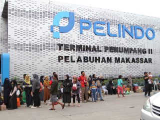 Suasana terminal penumpang Pelabuhan Makassar. Ist