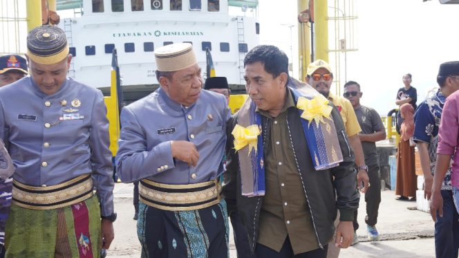					Kunjungan Anggota DPR RI Komisi VII, Achmad Dg Sere ke Kepulauan Selayar, Sulawesi Selatan. [Foto: Ist]