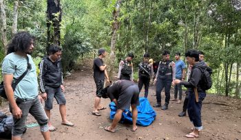 Polisi Membongkar Arena Judi Sabung Ayam di Dusun Karumassing, Desa Palangka, Kecamatan Sinjai Selatan. [Foto: Ist]