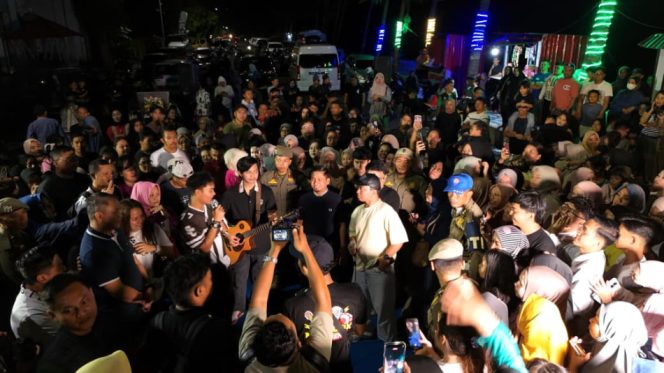 					Tasming Hamid Sapa Peserta CFD dan CFN di Mattirotasi Baru, Parepare. [Foto: Ist]