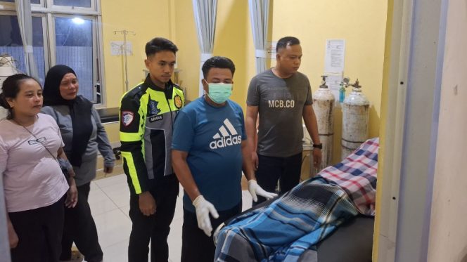 					Korban Saat Disemayamkan di RSUD Selayar. [Foto: Ist]